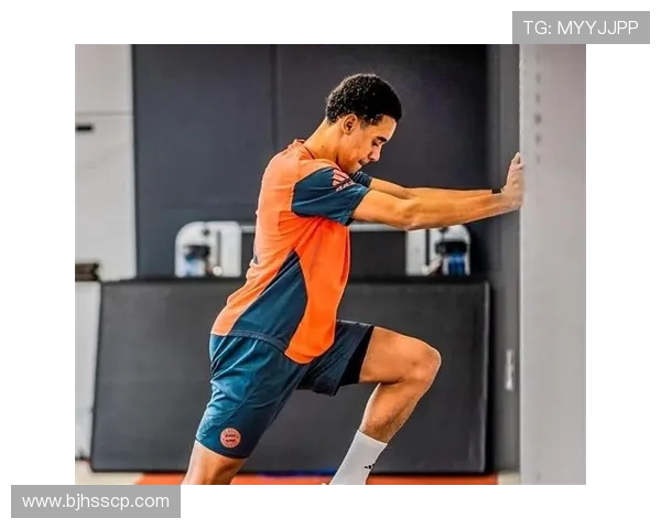 哈茨16岁中场麦克米金今夏以200万镑加盟曼城的消息引发关注