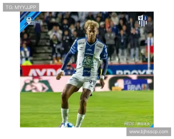 墨超帕丘卡前锋卡迪兹即将加盟武汉三镇签约两年助力球队发展