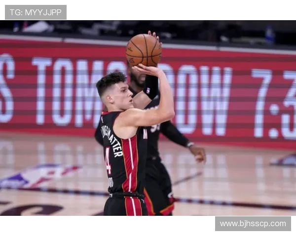 希罗谈年轻球员成长经历强调保持健康是成功的关键因素